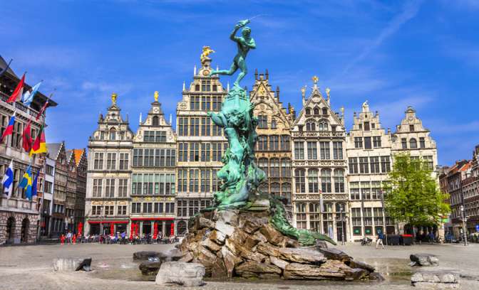 De grote markt van Antwerpen