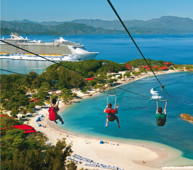 Oasis of the Seas in de Caribbean