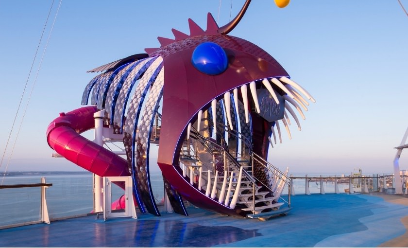 Glijbaan voor kids op Harmony of the Seas schip