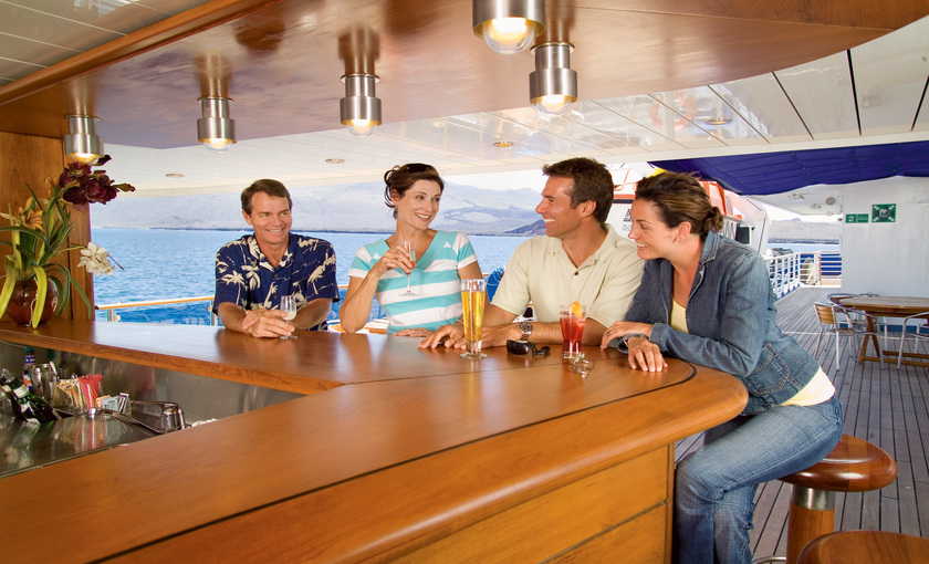 Bar van schip Xpedition van rederij Celebrity