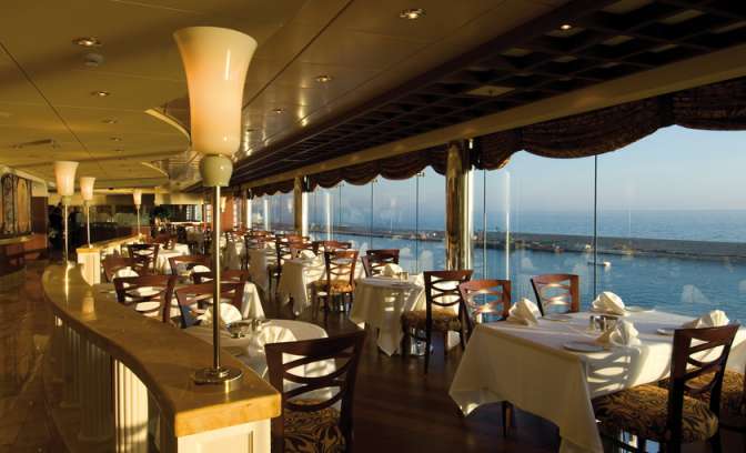 Een restaurant op de MSC Orchestra