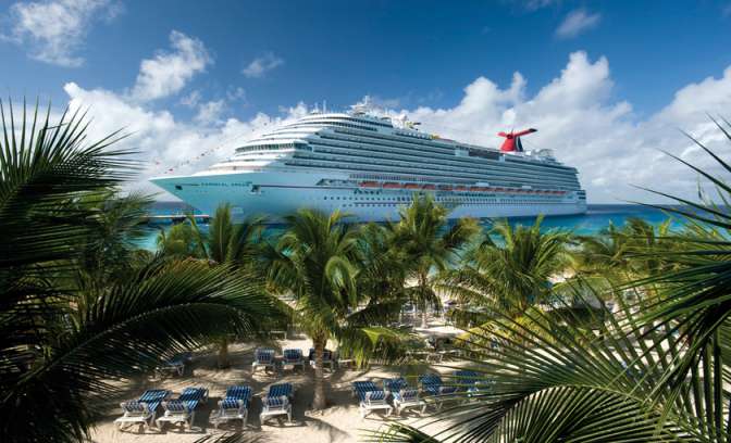 Cruiseschip Carnival Dream op zee