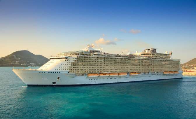 Het volledige schip de Oasis of the Seas
