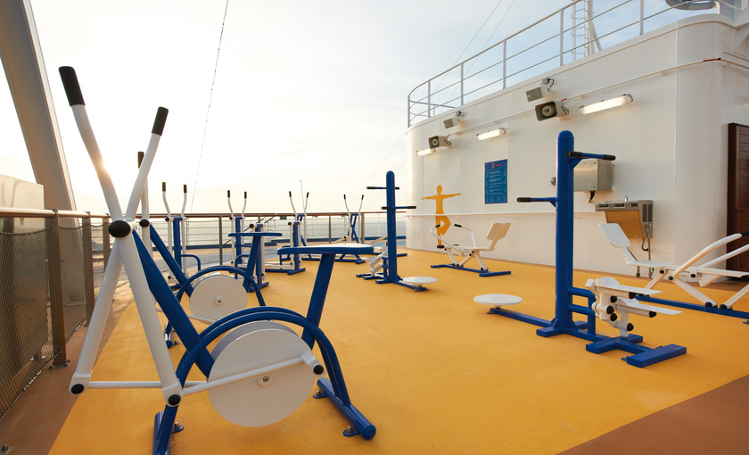 Fitness op dek van Carnival Breeze