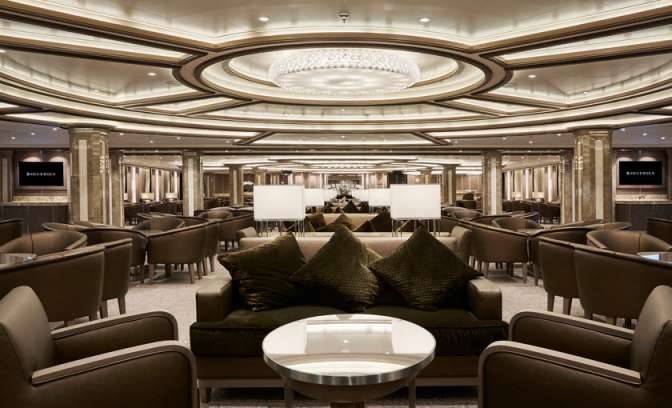 Lobby en receptie van de Silver Muse