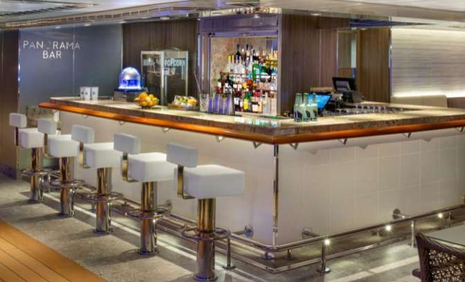 Panorama bar Rotterdam Holland America Line